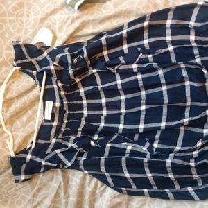 Plaid sleeveless blouse